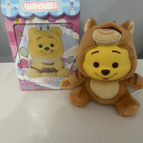 Disney Miniso Winnie the Pooh Plush Keychain - Picture 1 of 6